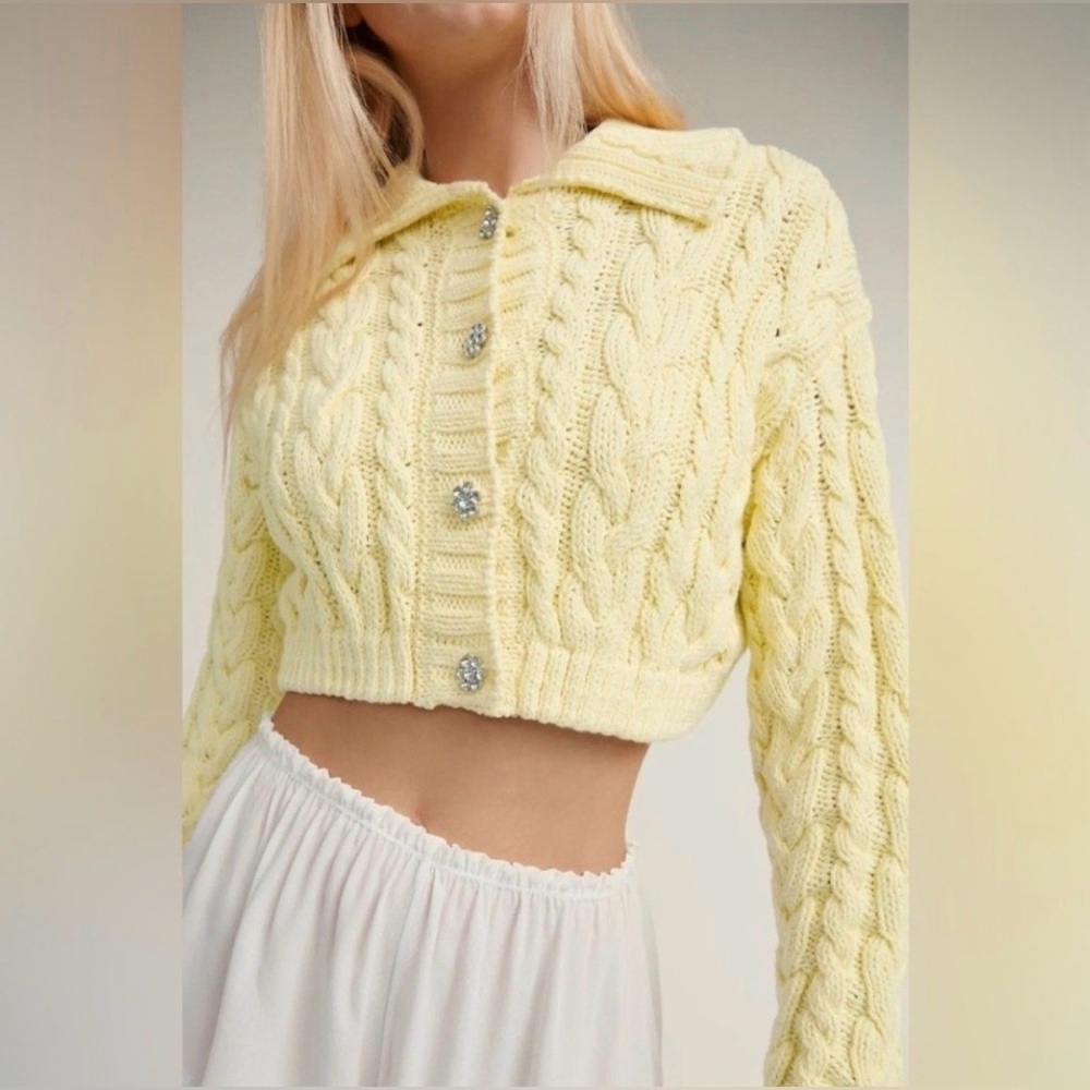 Zara Yellow Cable Knit Cropped Sweater Size Small